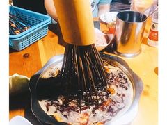 -何氏串串香火锅(翠亨店)
