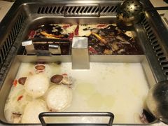 -海底捞火锅鲜切牛肉主题店(长寿路店)