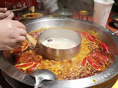 成都老妈蹄花鸳鸯锅-谭鸭血老火锅(龙湖宝山天街店)