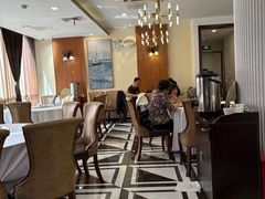 -老人和饭店(淮海中路店)