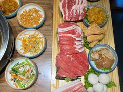 -明洞阿姨·韩式酱蟹烤肉·创意料理(三元桥店)