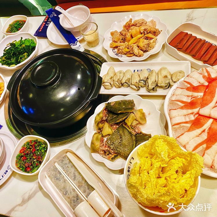 秋日滋补养生火锅安排上了｜吓伟蚝门火锅