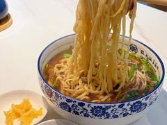 -镇南锅盖面馆(解放路店)