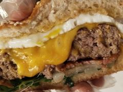 -HIGH FIVE哈福手工汉堡(桂林路店)