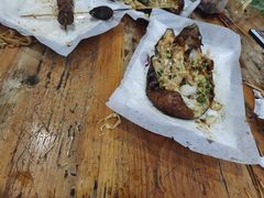 -蚝哥花姐湛江烤生蚝(美丽湾市场店)
