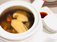 松茸炖竹笙-尚一汤·粤菜海鲜(环球港店)