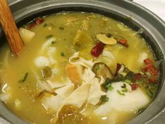 -周鱼小馆石锅酸菜鱼(活力汇店)