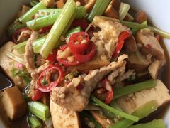 -红色湘菜馆(春风店)