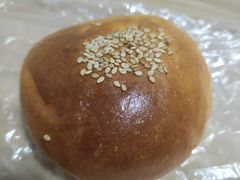 -沁屋面包店(人民东路店)