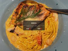 三文鱼海鲜茄汁面-The Diner X餐厅(青岛万象城店)