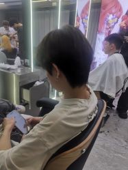 -藤野造型烫发染发