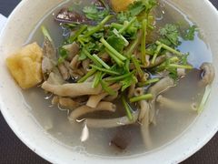 鸭血粉丝汤-鸡鸣汤包(仙林店)