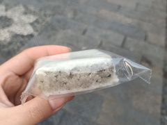 -眼镜粑粑