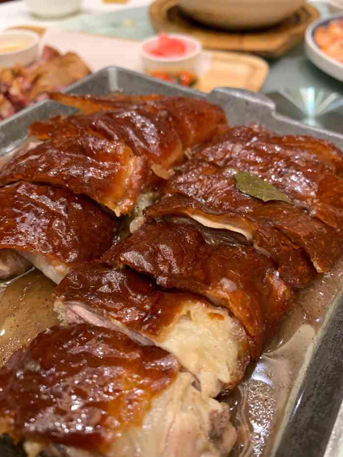 味国厨房61新派粤菜馆(九鼎国际店)-"一群老同事聚会,我们过去不久