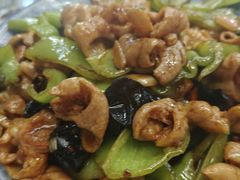 -崮乡圣水坊赵家炒鸡(花都店)