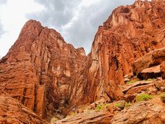 -天山神秘大峡谷