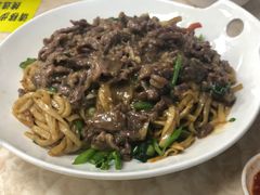 湿炒牛河-华威达牛庄(黄埔大道西店)
