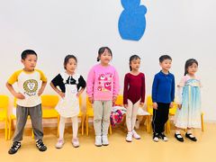 -蓝话筒·少儿成人演讲口才·主持朗诵·戏剧表演(大华第一坊店)