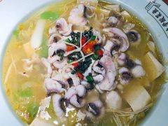 -辣些鱼·眉山老坛大骨酸菜鱼(南方商城店)
