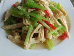 -巴依兄弟西域美食(机场店)