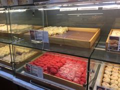 面包甜点陈列柜-清真全盛斋传统糕点(西羊市店)