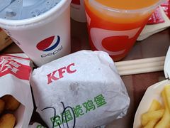 -肯德基(万科广东路店)