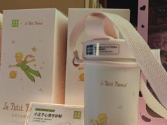 -奈雪的茶(华侨城创意园店)
