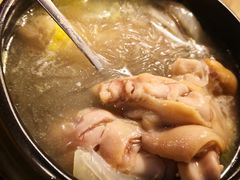 猪爪砂锅-大佬李砂锅(钱江财富广场店)