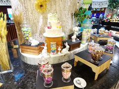 零售区-佛山皇冠假日酒店-西餐厅