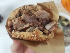 -洪峰浩老北京烧饼夹肉(角门路店)