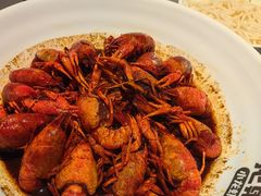 -龙巢盱眙龙虾·牛蛙·烧烤宵夜(八卦岭店)