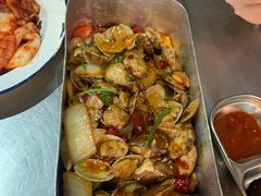 -马路牙子烧烤音乐酒馆(望京店)