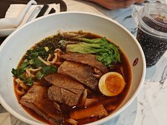 -康师傅私房牛肉面(申虹店)