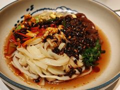 -江城小馆陕南妈妈菜·全球旅行餐厅(钟楼店)