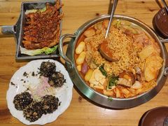 -恩你小木屋·韩式料理(假日广场店)