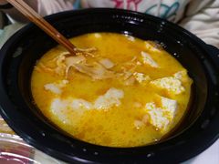 -渝是乎川渝小炒(新世界百货望京店)