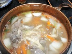 枸杞养生滩羊涮肉锅-羊肉街口老银川滩羊涮肉馆