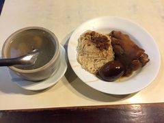 -阿水狮猪脚大王(台中公园店)