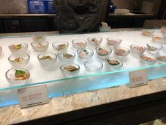 -半岛翡丽海鲜自助餐厅(观风亭店)