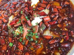 -有红鸡毛店·川菜(建设路店)