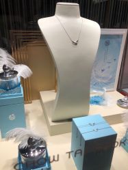 -周大福CHOW TAI FOOK(长寿路189弄购物中心店)