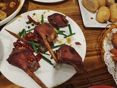 -冶建镜子·老南昌大排档·江西虾王(总店)