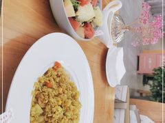 -四月吧餐厅(正阳步行街店)