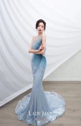 -Lady  Jane高端婚纱礼服馆