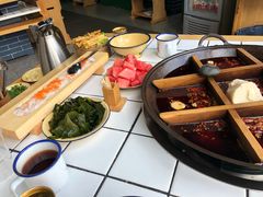 -瓜西西重庆火锅(花溪店)