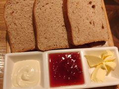 -通海俄式烧烤·俄罗斯大串(爱建店)