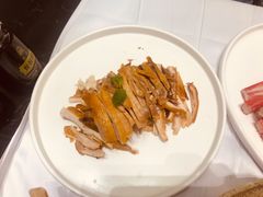 -红鼎豆捞·非遗鲍皇汤火锅(宝丰路店)