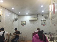 大堂-信行丰炖品皇店(光孝路店)
