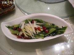 -自贡盐帮菜·玩辣餐厅(樱花园西街店)