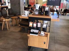 -星巴克臻选(济南万达店)